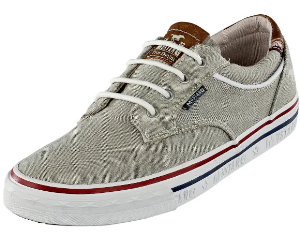 Mustang Canvas Sneaker