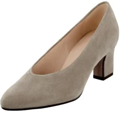 Schlichter Pumps in eleganter spitz zulaufender Form