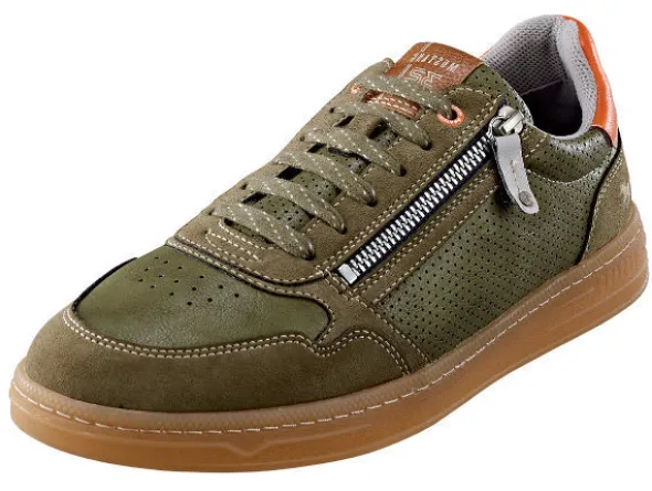 Sneaker mit Lochung von Mustang